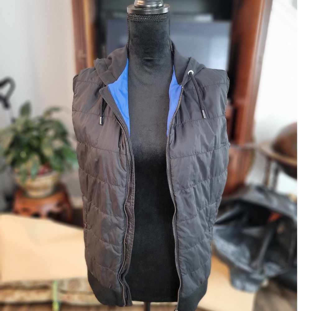 Hugo Boss Mens Black Quilted Hybrid Hooded Vest Blue Lining Small Full Zip